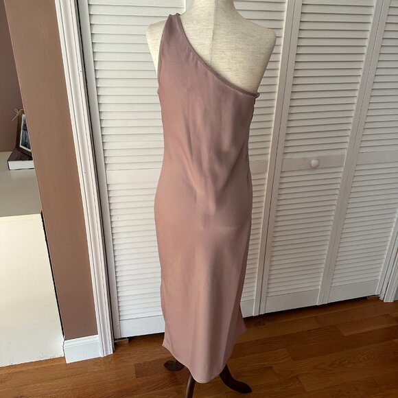 BHLDN Mauve One Shoulder Bridesmaid/Formal Size 4, Midi W/ Back Slit - Picture 3 of 5